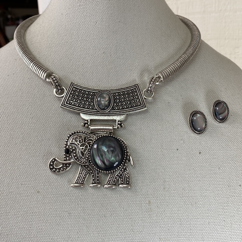 Gorgeous elephant and matching earrings